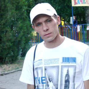 Анатолий, 40 лет, Волгоград
