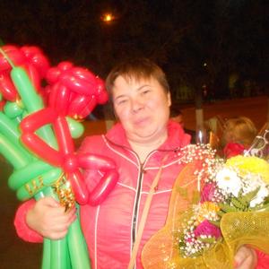 Девушки в Кемерово: Сатункина Вера, 45 - ищет парня из Кемерово