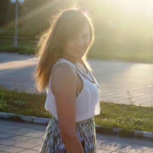 Девушки в Вологде: Ирина, 29 - ищет парня из Вологды