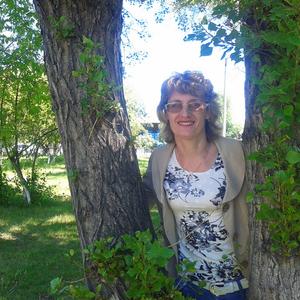 Девушки в Минусинске: Елена Лавриненко, 58 - ищет парня из Минусинска