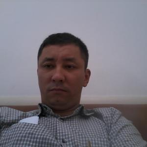Руслан, 44 года, Уральск