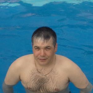 Парни в Екатеринбурге: Руслан, 45 - ищет девушку из Екатеринбурга