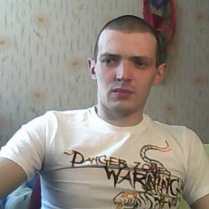Парни в Бердске: Алексей, 39 - ищет девушку из Бердска