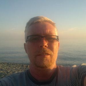 Игорь, 40 лет, Ростов-на-Дону