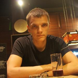 Юрий, 38 лет, Волгоград