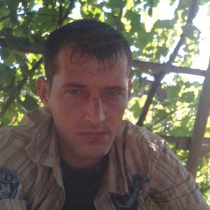 Виктор, 38 лет, Астрахань