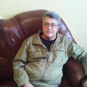 Парни в Челябинске: Борис, 61 - ищет девушку из Челябинска