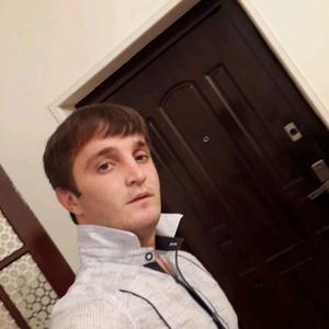 Парни в г. Грозный (Чечня): Руслан, 35 - ищет девушку из г. Грозный (Чечня)