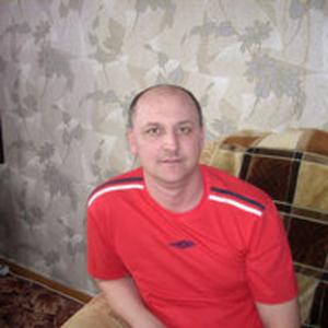 Парни в Саратове: Олег, 50 - ищет девушку из Саратова