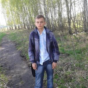 Парни в Новозыбкове: Артём, 28 - ищет девушку из Новозыбкова