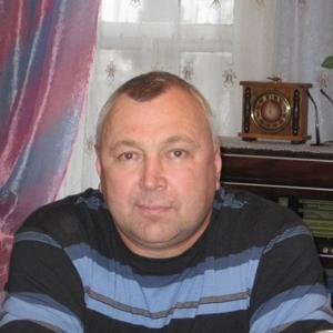 Парни в Нижний Новгороде: Александр, 59 - ищет девушку из Нижний Новгорода