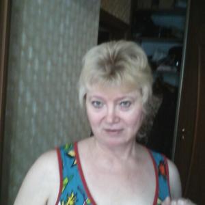 Девушки в Новокузнецке: Тамара, 65 - ищет парня из Новокузнецка