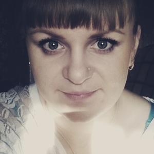 Девушки в Омске: Екатерина, 31 - ищет парня из Омска