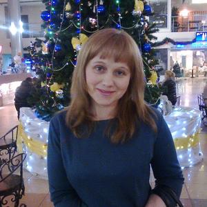 Девушки в Омске: Светлана, 53 - ищет парня из Омска