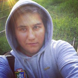 Парни в Ханты-Мансийске: Denis, 30 - ищет девушку из Ханты-Мансийска