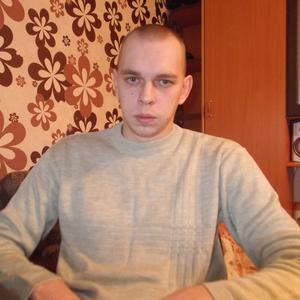 Парни в Вологде: Артём Храпатов, 36 - ищет девушку из Вологды