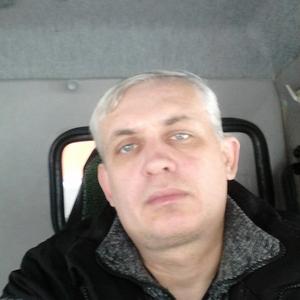 Виталий, 49 лет, Югорск