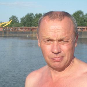 Парни в Екатеринбурге: Юрий, 63 - ищет девушку из Екатеринбурга
