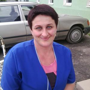 Девушки в Калининграде: Ольга, 52 - ищет парня из Калининграда
