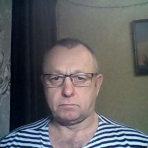 Парни в Омске: Владимир, 65 - ищет девушку из Омска
