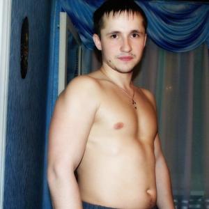 Александр, 32 года, Березники