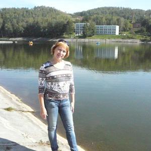 Девушки в Новокузнецке: Оксана, 54 - ищет парня из Новокузнецка