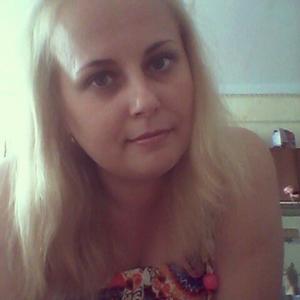 Девушки в Вологде: Анна, 39 - ищет парня из Вологды