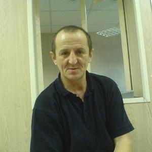 Юрий, 57 лет, Каменск-Уральский