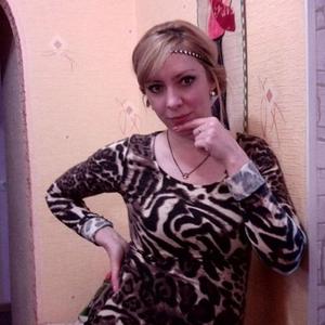 Девушки в Райчихинске: Елена, 47 - ищет парня из Райчихинска