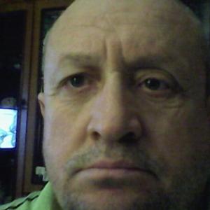 Парни в Бийске: Александр, 57 - ищет девушку из Бийска