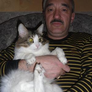 Талгат, 57 лет, Казань