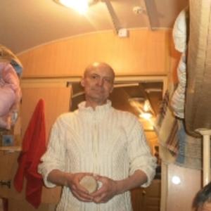 Парни в Ноябрьске: Олег, 59 - ищет девушку из Ноябрьска