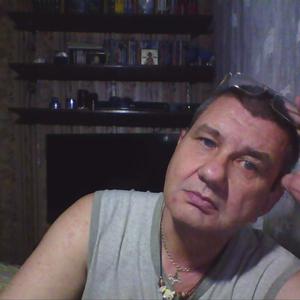 Парни в Волгограде: Игорь, 65 - ищет девушку из Волгограда