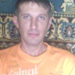 Парни в Вышний Волочке: Сергей, 39 - ищет девушку из Вышний Волочка