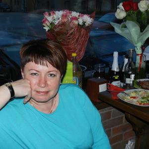 Светлана, 60 лет, Киров