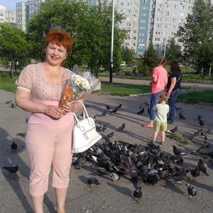 Девушки в Хабаровске (Хабаровский край): Elena, 55 - ищет парня из Хабаровска (Хабаровский край)