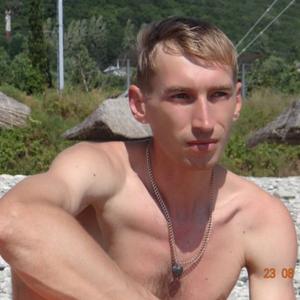 Парни в Сальске: Дмитрий, 39 - ищет девушку из Сальска