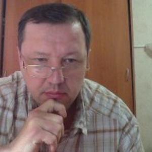 Парни в Новокузнецке: Руслан, 53 - ищет девушку из Новокузнецка