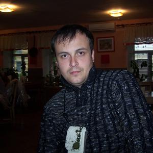 Парни в Твери: Илья, 42 - ищет девушку из Твери