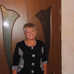 Ирина, 66 лет, Тюмень