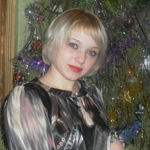 Девушки в Кинель-Черкассах: Юлия Старкова, 34 - ищет парня из Кинель-Черкасс