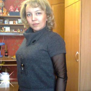 Девушки в Казани (Татарстан): Ляля, 52 - ищет парня из Казани (Татарстан)