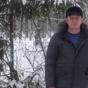 Парни в Кемерово: Игорь, 63 - ищет девушку из Кемерово