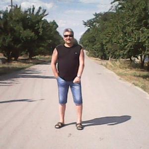 Парни в Мурманске: Андрей, 66 - ищет девушку из Мурманска
