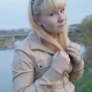 Девушки в Ульяновске: Екатерина Будина, 27 - ищет парня из Ульяновска