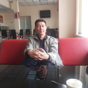 Алмас, 48 лет, Астана