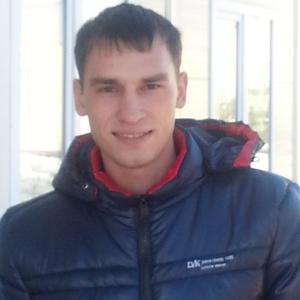 Вадим, 32 года, Курган