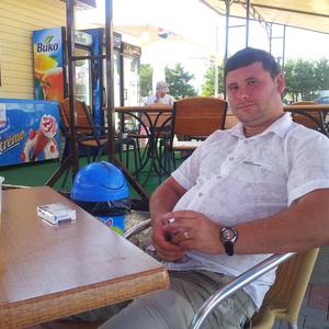 Антон, 38 лет, Астрахань