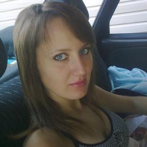 Девушки в Ульяновске: Светлана, 34 - ищет парня из Ульяновска
