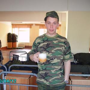 Виктор, 35 лет, Соликамск